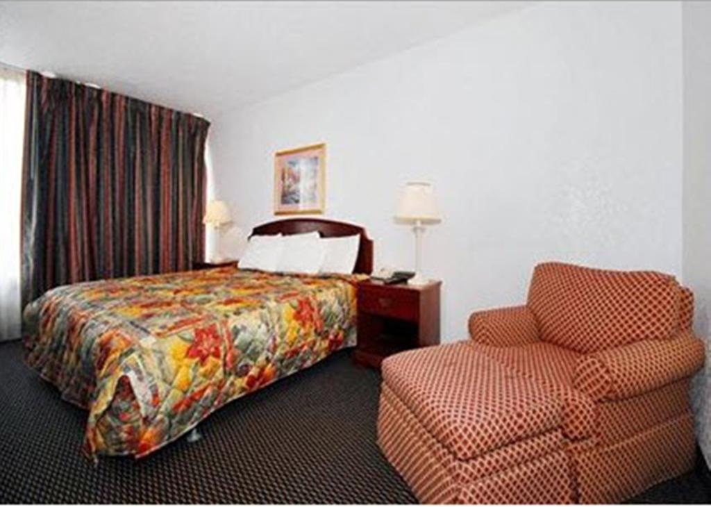 Americas Best Value Inn & Suites - Homewood / Birmingham هوموود الغرفة الصورة